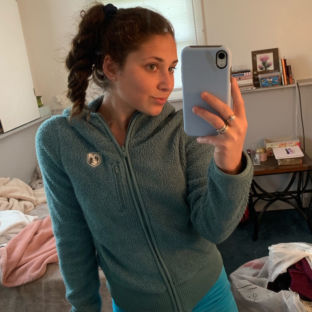 American Eagle zip up